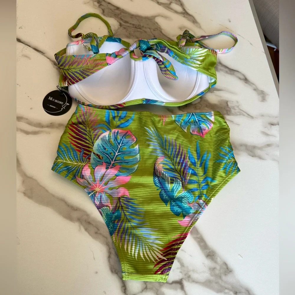 NWT Mooncore Bikini Green Tropical Print Size Small - Picture 3 of 4